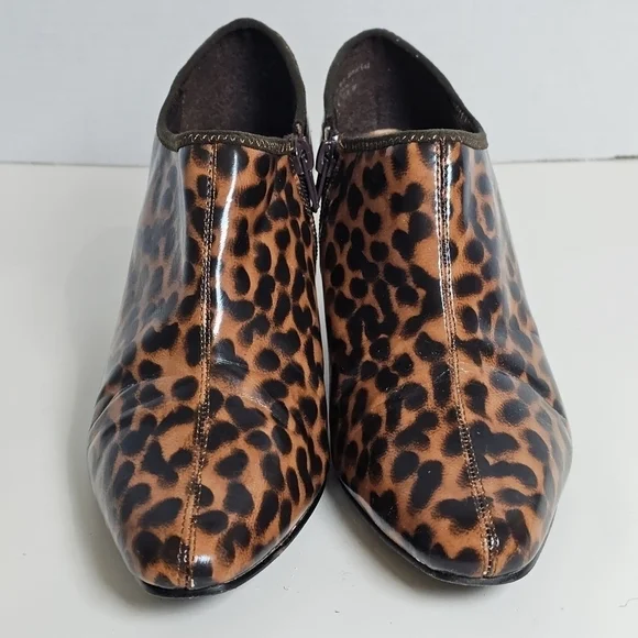 Boston Design Studio Water Resistant Leopard Booties - Picture 4 of 8